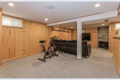 562 Bernice Road, Franklin Square, NY 11010 - Photo 27