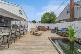 562 Bernice Rd, Franklin Square, NY 11010 - Photo 35