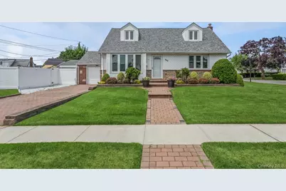 562 Bernice Road, Franklin Square, NY 11010 - Photo 1