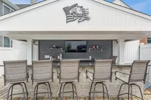 562 Bernice Rd, Franklin Square, NY 11010 - Photo 33