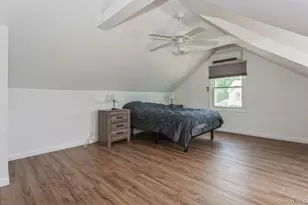 562 Bernice Rd, Franklin Square, NY 11010 - Photo 19