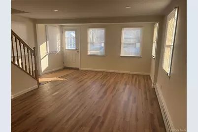 215 Lakewood Street E, Patchogue, NY 11772 - Photo 3