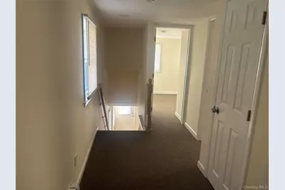 215 Lakewood Street E, Patchogue, NY 11772 - Photo 7