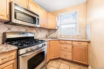 15 Winchester Avenue #1B, Yonkers, NY 10710 - Photo 5