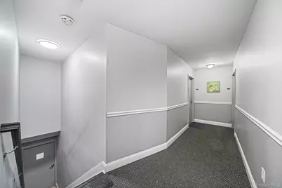 460 Old Town Road #APT 5-M, Port Jefferson Station, NY 11776 - Photo 3