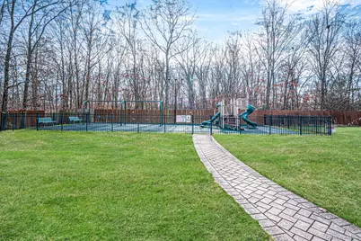 460 Old Town Road #APT 5-M, Port Jefferson Station, NY 11776 - Photo 19