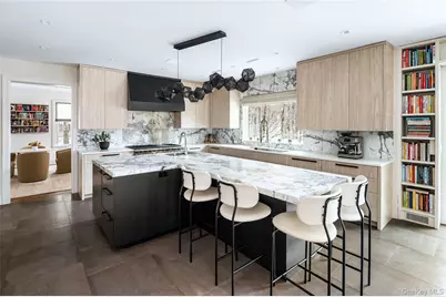 9 Gifford Lake Drive, Armonk, NY 10504 - Photo 11