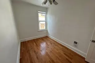 70-12 71st St, Glendale, NY 11385 - Photo 7