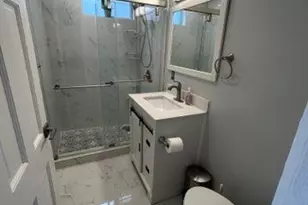 70-12 71st St, Glendale, NY 11385 - Photo 9