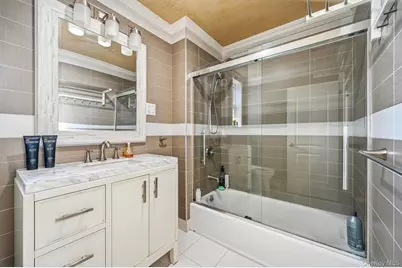 1100 Neill Avenue, Bronx, NY 10461 - Photo 19