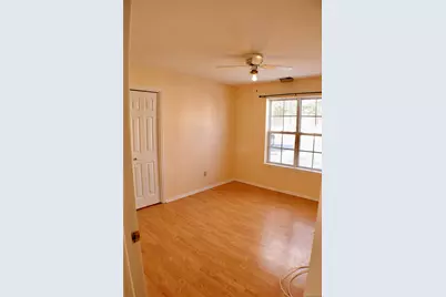 305 Gazebo Court, New Windsor, NY 12553 - Photo 9