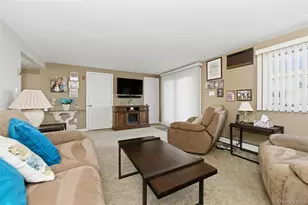 613 Smith Pl, Oceanside, NY 11572 - Photo 9