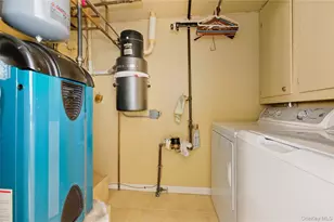 613 Smith Pl, Oceanside, NY 11572 - Photo 21