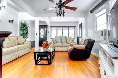 6510 80th Avenue, Glendale, NY 11385 - Photo 3