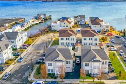 72 Island Point #72, Bronx, NY 10464 - Photo 3