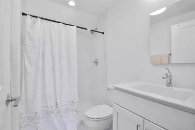 72 Island Point #72, Bronx, NY 10464 - Photo 29