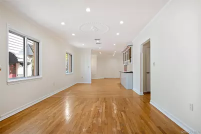 73-33 188th Street, Fresh Meadows, NY 11366 - Photo 9