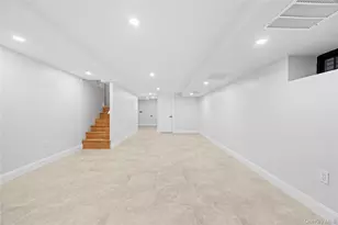 2054 St Paul Ave, Bronx, NY 10461 - Photo 27