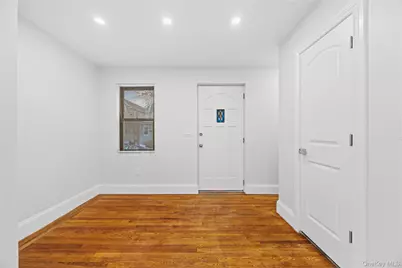 2054 Saint Paul Avenue, Bronx, NY 10461 - Photo 5