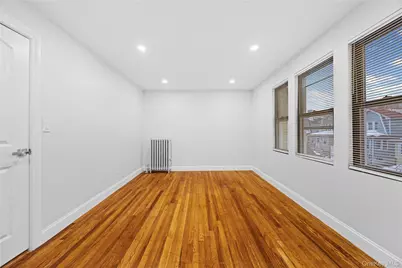 2054 Saint Paul Avenue, Bronx, NY 10461 - Photo 19