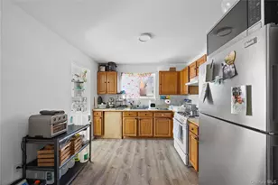 1955 Burke Ave, Bronx, NY 10469 - Photo 19