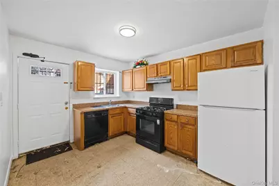 1955 Burke Avenue, Bronx, NY 10469 - Photo 5