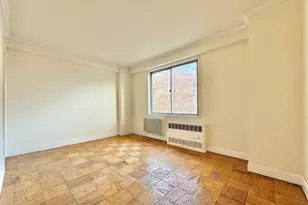 86-15 Broadway, Elmhurst, NY 11373 - Photo 9