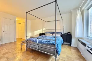 86-15 Broadway, Elmhurst, NY 11373 - Photo 5