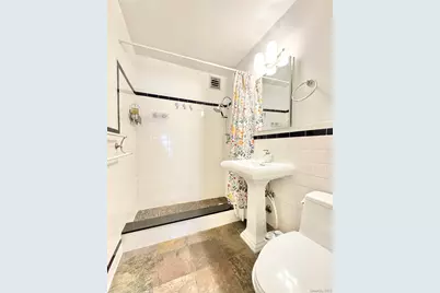 86-15 Broadway #3H, Elmhurst, NY 11373 - Photo 7