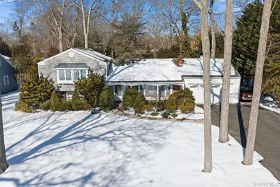 83 Woodlawn Avenue, East Moriches, NY 11940 - Photo 49