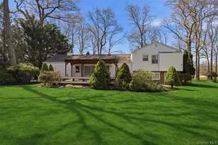 83 Woodlawn Ave, East Moriches, NY 11940 - Photo 43