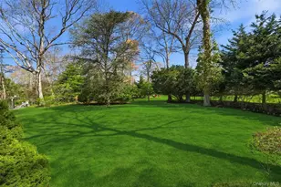 83 Woodlawn Ave, East Moriches, NY 11940 - Photo 39