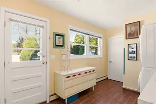 83 Woodlawn Ave, East Moriches, NY 11940 - Photo 25