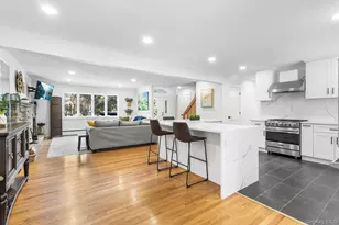 43 Lewis Ct, Huntington Station, NY 11746 - Photo 15