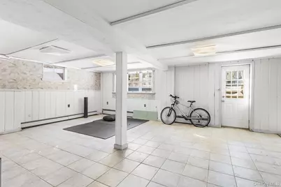 43 Lewis Court, Huntington Station, NY 11746 - Photo 35