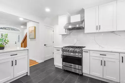 43 Lewis Court, Huntington Station, NY 11746 - Photo 13