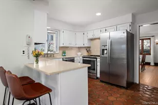 7 Acorn Ln, Larchmont, NY 10538 - Photo 11