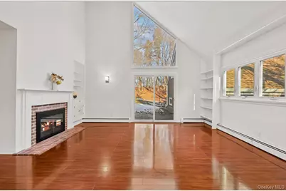 11 Pondview Close, Chappaqua, NY 10514 - Photo 3