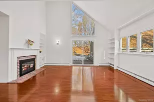 11 Pondview Close, Chappaqua, NY 10514 - Photo 3