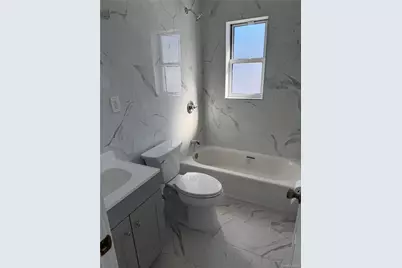 1356 Eggert Place, Far Rockaway, NY 11691 - Photo 9