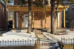 13-56 Eggert Pl, Far Rockaway, NY 11691 - Photo 25