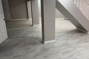 13-56 Eggert Pl, Far Rockaway, NY 11691 - Photo 17