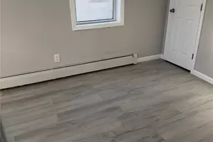 13-56 Eggert Pl, Far Rockaway, NY 11691 - Photo 13