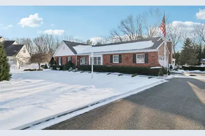 48 Neil Drive, Farmingville, NY 11738 - Photo 3