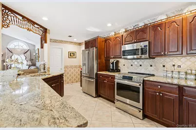 48 Neil Drive, Farmingville, NY 11738 - Photo 13