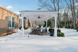 48 Neil Dr, Farmingville, NY 11738 - Photo 33