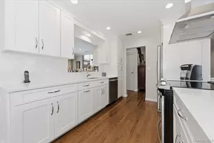 974 Mildred Dr, Baldwin, NY 11510 - Photo 9