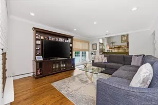 974 Mildred Dr, Baldwin, NY 11510 - Photo 7