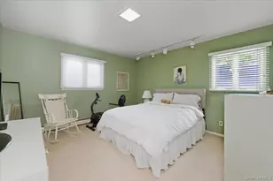 974 Mildred Dr, Baldwin, NY 11510 - Photo 19