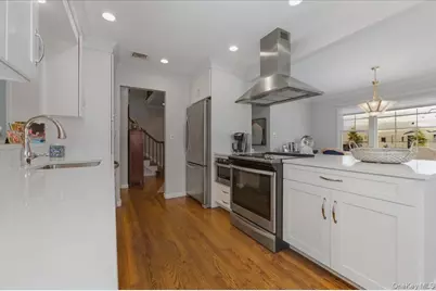 974 Mildred Drive, Baldwin, NY 11510 - Photo 11